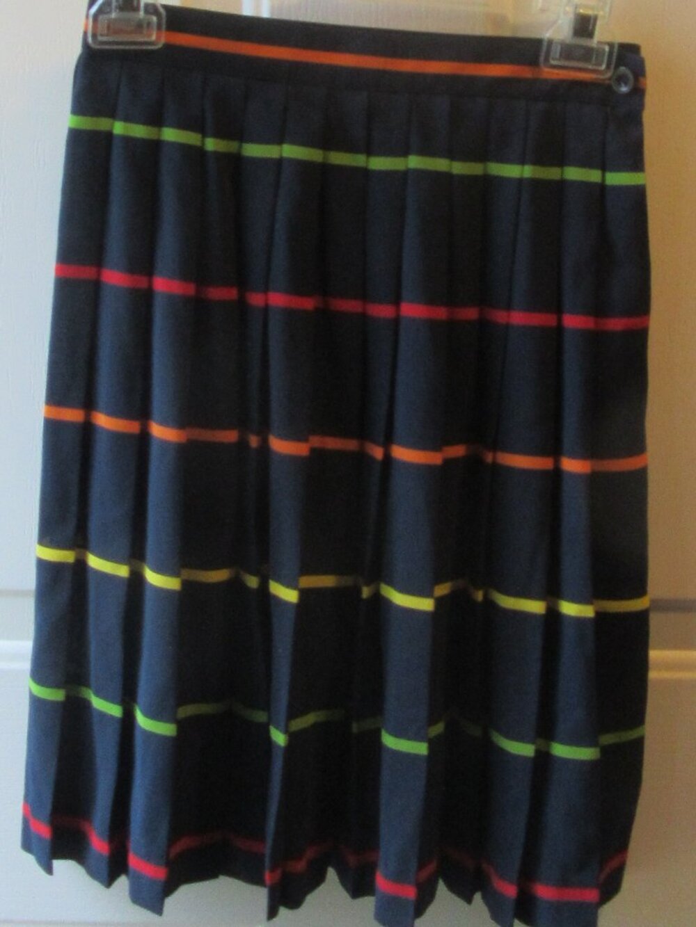 Vintage 90s Pleated Navy with Multi-colored stripes Mini Skirt to Knee Sz 4P